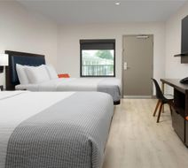 Rodeway Inn Room