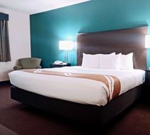 Quality Inn Atchison Room
