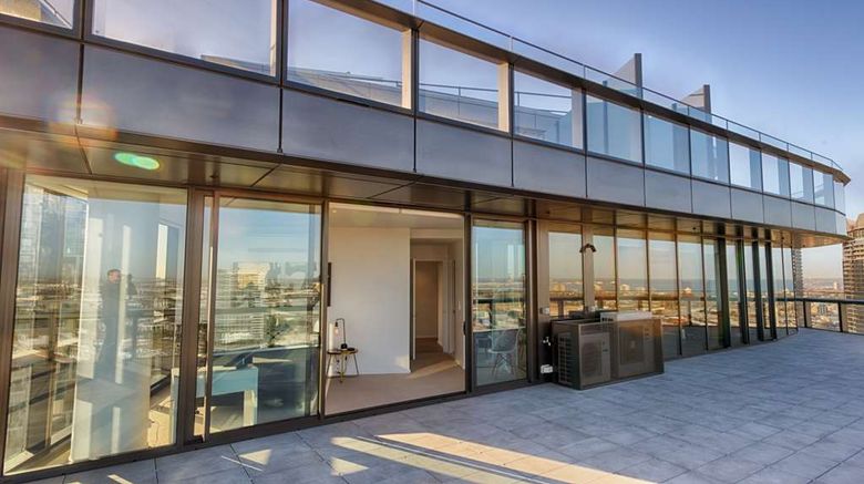 <b>Orange Stay Apartments Exterior</b>. Images powered by <a href="https://iceportal.shijigroup.com/" title="IcePortal" target="_blank">IcePortal</a>.