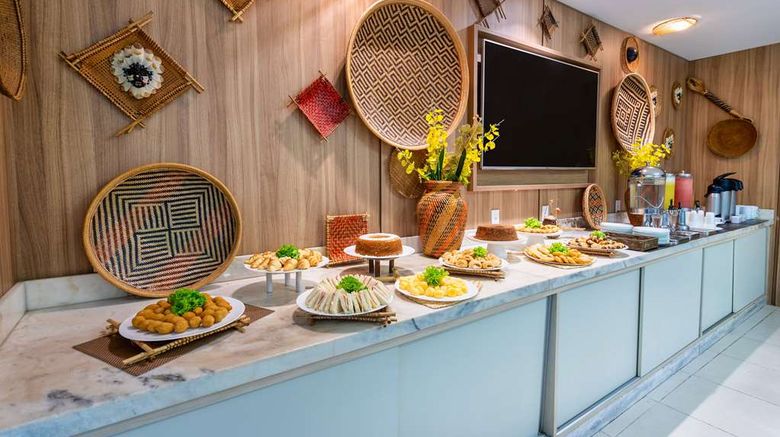 <b>TRYP by Wyndham Manaus Restaurant</b>. Images powered by <a href="https://iceportal.shijigroup.com/" title="IcePortal" target="_blank">IcePortal</a>.