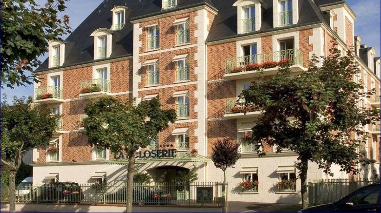 La Closerie Deauville Exterior. Images powered by <a href="https://iceportal.shijigroup.com" target="_blank" rel="noopener">Ice Portal</a>.
