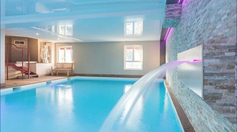 <b>La Closerie Deauville Pool</b>. Images powered by <a href="https://iceportal.shijigroup.com/" title="IcePortal" target="_blank">IcePortal</a>.