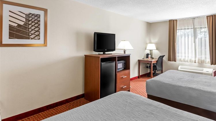 Quality Inn Room
