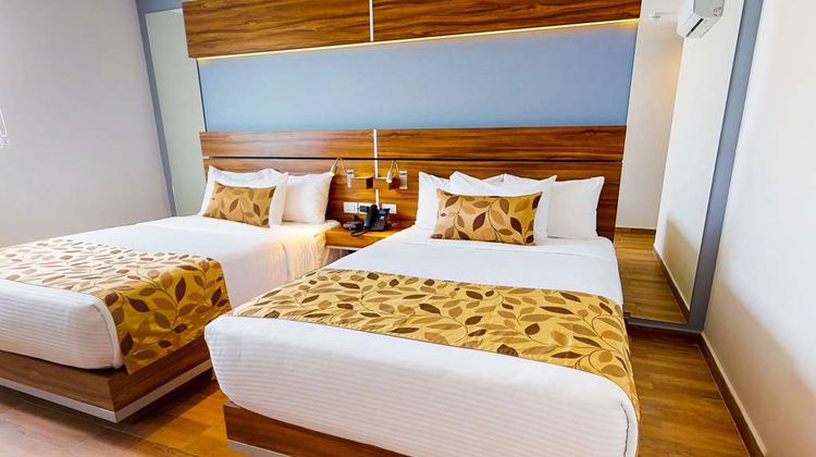 Sleep Inn Queretaro Room