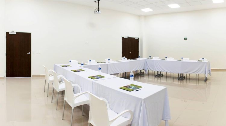 Sleep Inn Queretaro Meeting