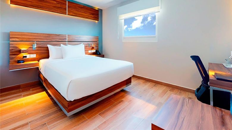 <b>Sleep Inn Queretaro Room</b>. Images powered by <a href="https://iceportal.shijigroup.com/" title="IcePortal" target="_blank">IcePortal</a>.