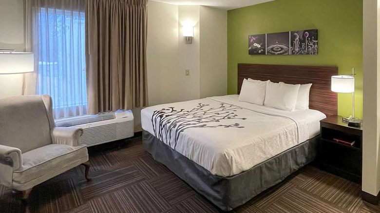 <b>Sleep Inn Antigo Room</b>. Images powered by <a href="https://iceportal.shijigroup.com/" title="IcePortal" target="_blank">IcePortal</a>.