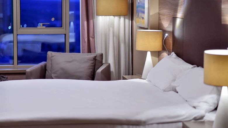 <b>DoubleTree by Hilton Ankara Incek Room</b>. Images powered by <a href="https://iceportal.shijigroup.com/" title="IcePortal" target="_blank">IcePortal</a>.