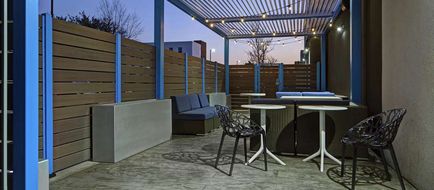 Tru by Hilton Austin Airport Exterior