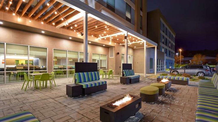 Home2 Suites by Hilton Eau Claire South Exterior