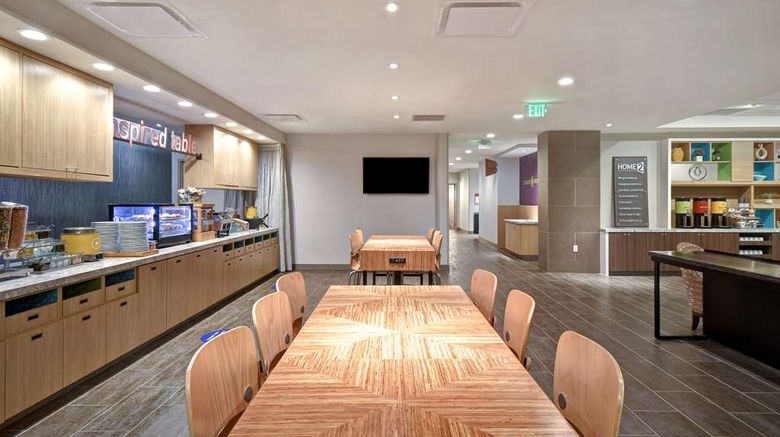 <b>Home2 Suites by Hilton Eau Claire South Restaurant</b>. Images powered by <a href="https://iceportal.shijigroup.com/" title="IcePortal" target="_blank">IcePortal</a>.
