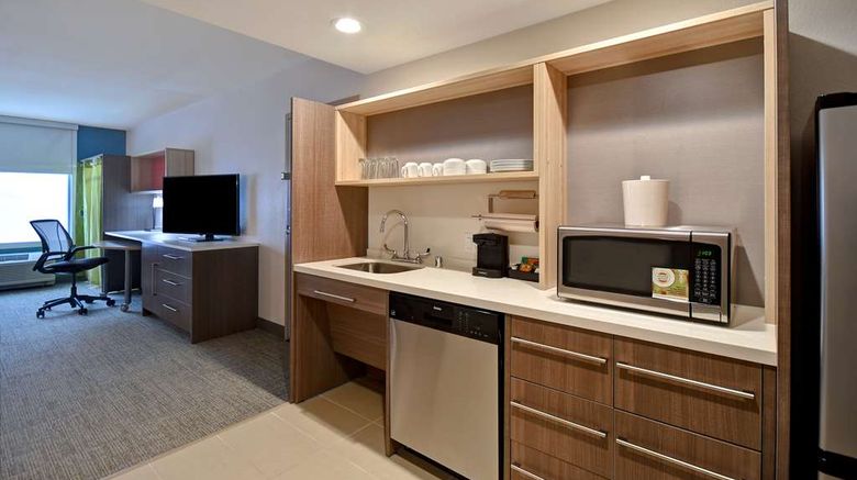 <b>Home2 Suites by Hilton Eau Claire South Room</b>. Images powered by <a href="https://iceportal.shijigroup.com/" title="IcePortal" target="_blank">IcePortal</a>.