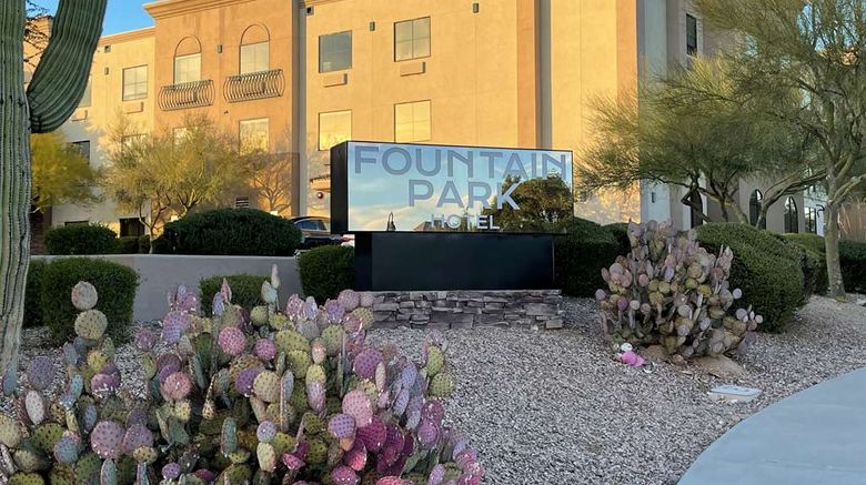 Fountain Park Hotel, BW Signature Coll Exterior. Images powered by <a href="https://iceportal.shijigroup.com" target="_blank" rel="noopener">Ice Portal</a>.