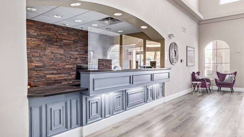 <b>Fountain Park Hotel, BW Signature Coll Lobby</b>. Images powered by <a href="https://iceportal.shijigroup.com/" title="IcePortal" target="_blank">IcePortal</a>.