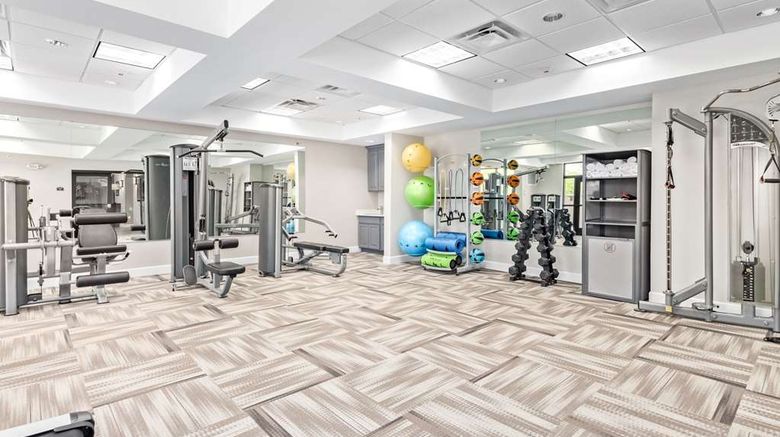 <b>Fountain Park Hotel, BW Signature Coll Lobby</b>. Images powered by <a href="https://iceportal.shijigroup.com/" title="IcePortal" target="_blank">IcePortal</a>.