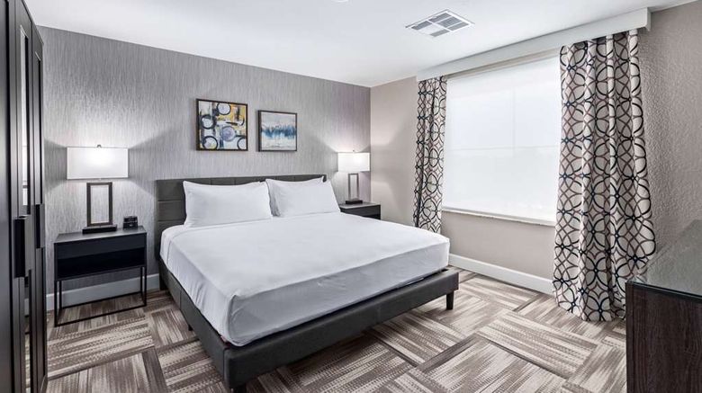 <b>Fountain Park Hotel, BW Signature Coll Room</b>. Images powered by <a href="https://iceportal.shijigroup.com/" title="IcePortal" target="_blank">IcePortal</a>.