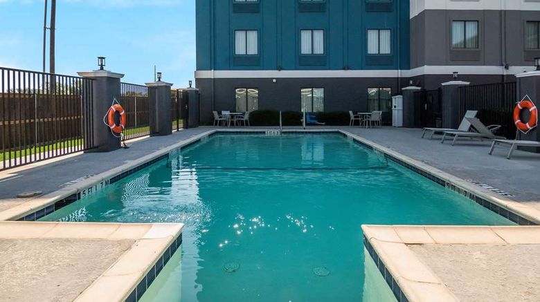 <b>Best Western Eastland Pool</b>. Images powered by <a href="https://iceportal.shijigroup.com/" title="IcePortal" target="_blank">IcePortal</a>.