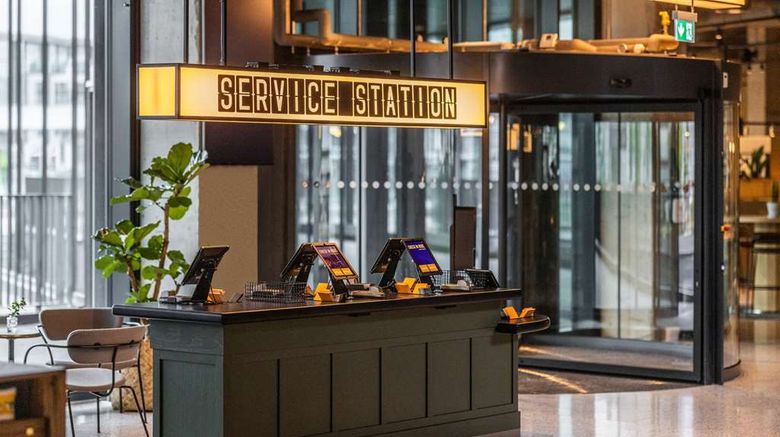 <b>Comfort Hotel Copenhagen Airport Lobby</b>. Images powered by <a href="https://iceportal.shijigroup.com/" title="IcePortal" target="_blank">IcePortal</a>.