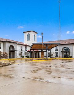 Clarion Pointe