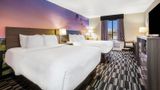 Clarion Pointe Room
