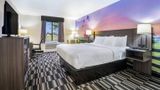 Clarion Pointe Room