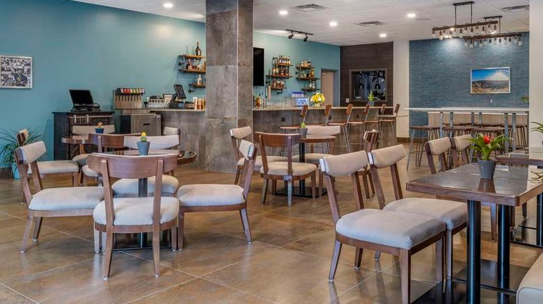 <b>The Cranberry, Ascend Hotel Collection Restaurant</b>. Images powered by <a href="https://iceportal.shijigroup.com/" title="IcePortal" target="_blank">IcePortal</a>.