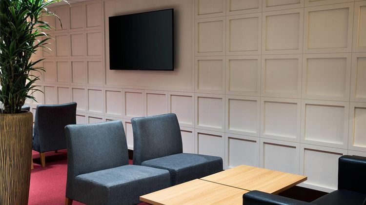 Ramada by Wyndham Leeds East Lobby