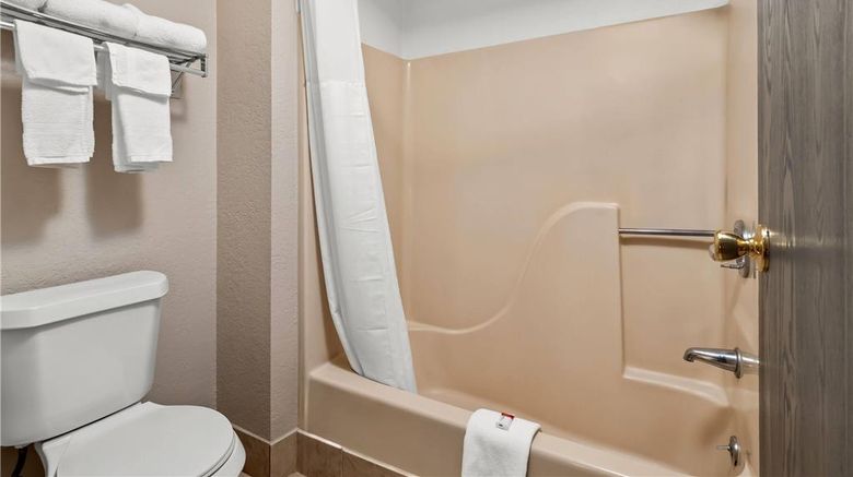 <b>Days Inn by Wyndham Whitmore Lake Suite</b>. Images powered by <a href="https://iceportal.shijigroup.com/" title="IcePortal" target="_blank">IcePortal</a>.