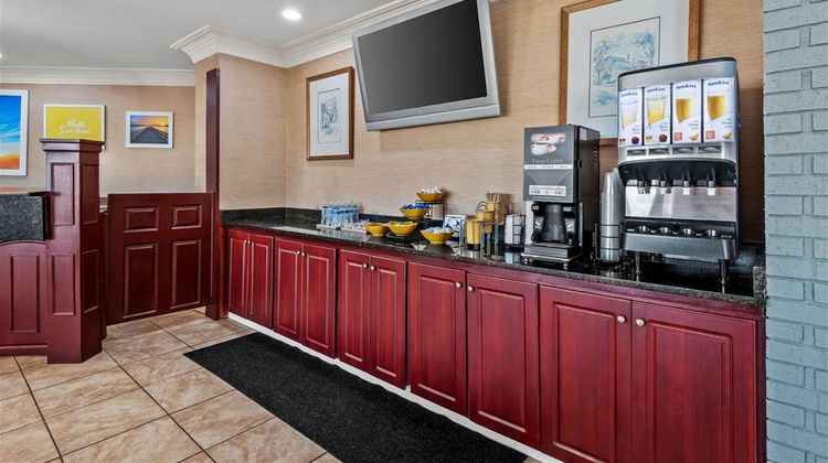 Days Inn by Wyndham Whitmore Lake Restaurant