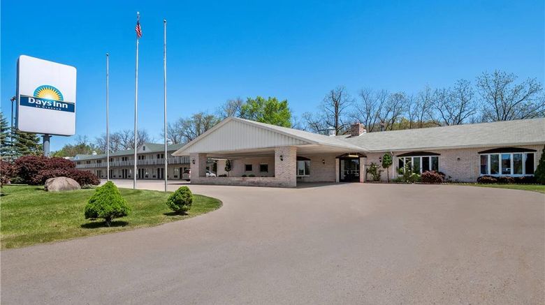 <b>Days Inn by Wyndham Whitmore Lake Exterior</b>. Images powered by <a href="https://iceportal.shijigroup.com/" title="IcePortal" target="_blank">IcePortal</a>.