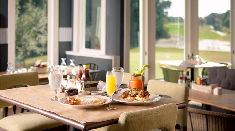 Sweetgrass Inn at Wild Dunes Resort Restaurant