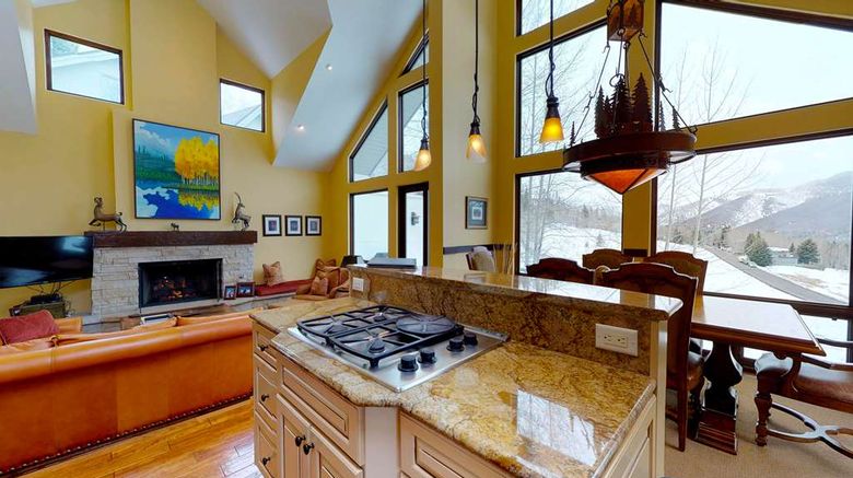 <b>Vail Residences at Cascade Village Suite</b>. Images powered by <a href="https://iceportal.shijigroup.com/" title="IcePortal" target="_blank">IcePortal</a>.