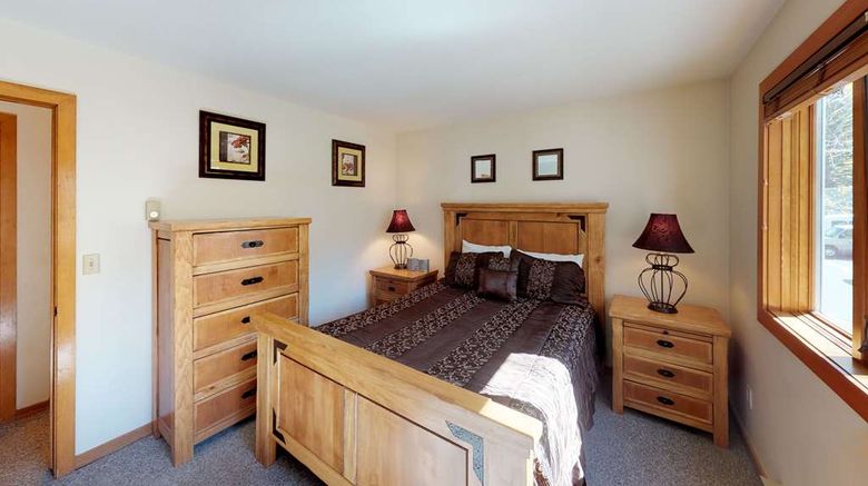 <b>Vail Residences at Cascade Village Suite</b>. Images powered by <a href="https://iceportal.shijigroup.com/" title="IcePortal" target="_blank">IcePortal</a>.