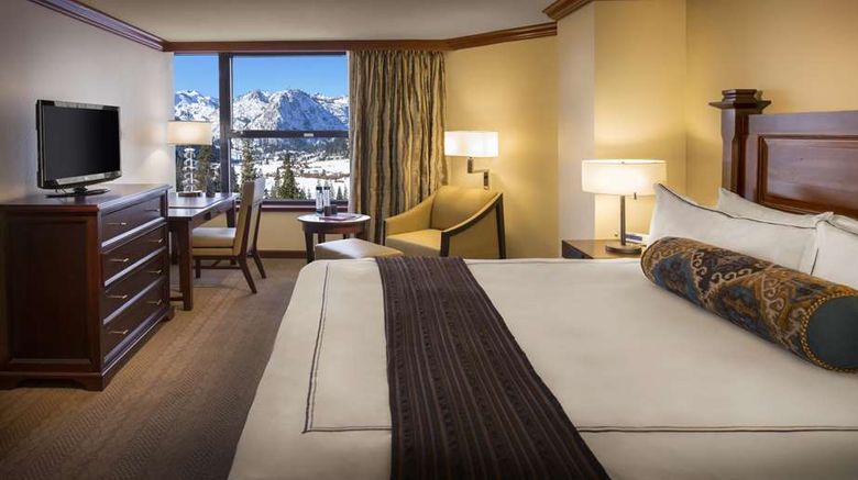 <b>The Everline Resort and Spa Room</b>. Images powered by <a href="https://iceportal.shijigroup.com/" title="IcePortal" target="_blank">IcePortal</a>.