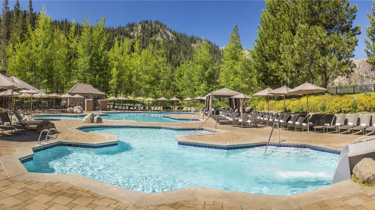 The Everline Resort and Spa Pool