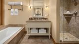 <b>Suncadia Resort Room</b>. Images powered by <a href="https://iceportal.shijigroup.com/" title="IcePortal" target="_blank">IcePortal</a>.