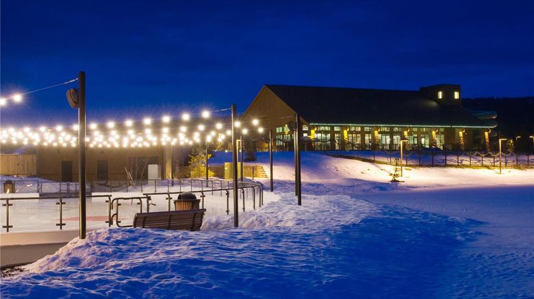 <b>Suncadia Resort Exterior</b>. Images powered by <a href="https://iceportal.shijigroup.com/" title="IcePortal" target="_blank">IcePortal</a>.