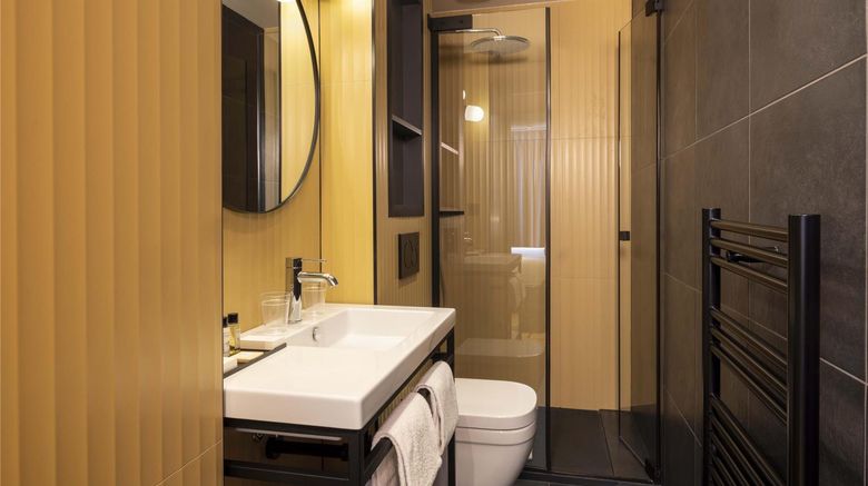<b>Paris Art Hotel Restaurant</b>. Images powered by <a href="https://iceportal.shijigroup.com/" title="IcePortal" target="_blank">IcePortal</a>.