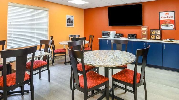 Suburban Studios Restaurant