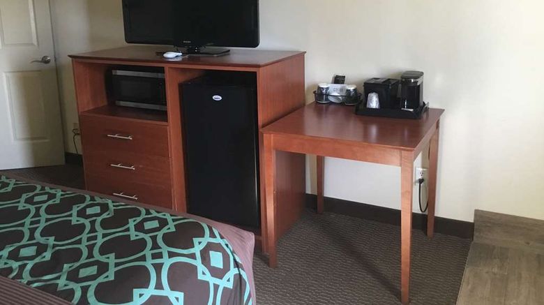 <b>SureStay Hotel by BW Bowling Green North Other</b>. Images powered by <a href="https://iceportal.shijigroup.com/" title="IcePortal" target="_blank">IcePortal</a>.