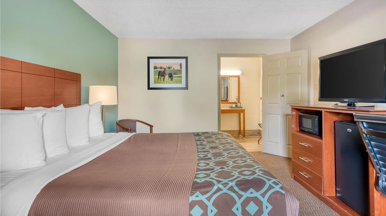 SureStay Hotel by BW Bowling Green North Room