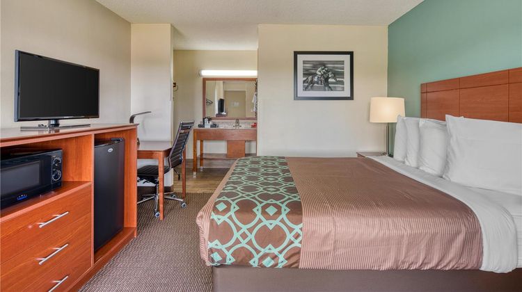 SureStay Hotel by BW Bowling Green North Room