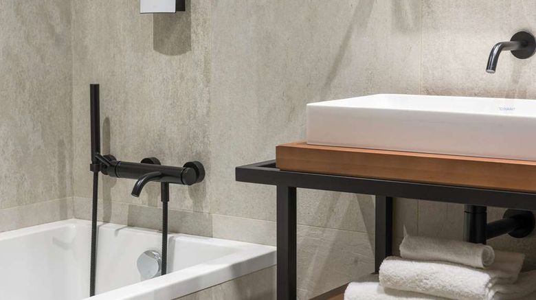 <b>Golden Tulip Porto Vecchio Suite</b>. Images powered by <a href="https://iceportal.shijigroup.com/" title="IcePortal" target="_blank">IcePortal</a>.