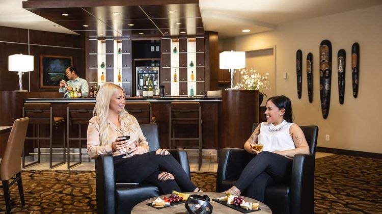 Metterra Hotel on Whyte Suite