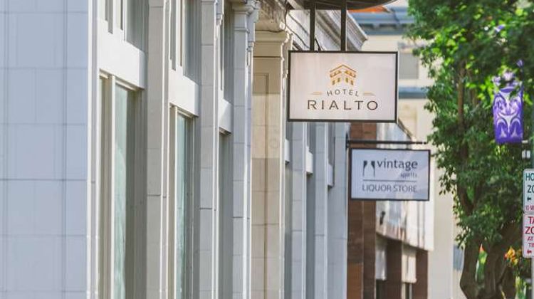 Hotel Rialto Exterior