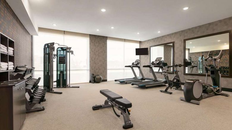 <b>La Quinta Inn & Sts Wyndham College St N Health</b>. Images powered by <a href="https://iceportal.shijigroup.com/" title="IcePortal" target="_blank">IcePortal</a>.