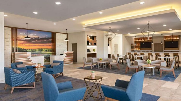 La Quinta Inn & Sts Wyndham College St N Lobby