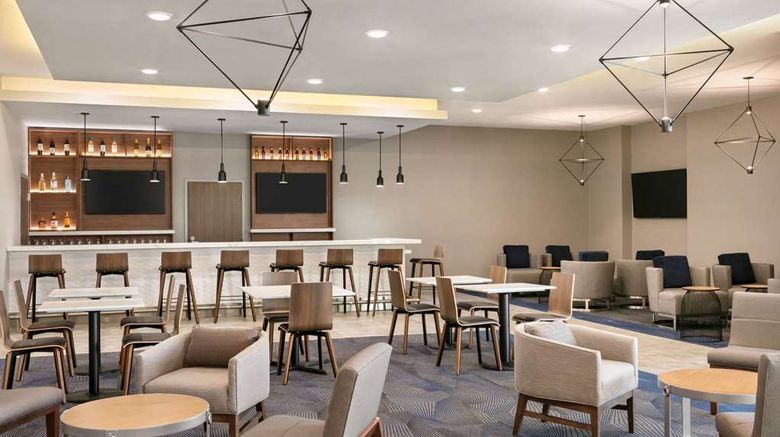 <b>La Quinta Inn & Sts Wyndham College St N Restaurant</b>. Images powered by <a href="https://iceportal.shijigroup.com/" title="IcePortal" target="_blank">IcePortal</a>.