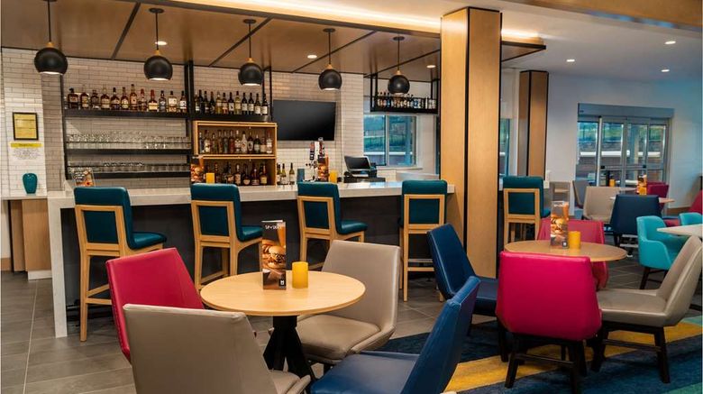 <b>Hyatt House Nashville-Cool Springs Restaurant</b>. Images powered by <a href="https://iceportal.shijigroup.com/" title="IcePortal" target="_blank">IcePortal</a>.