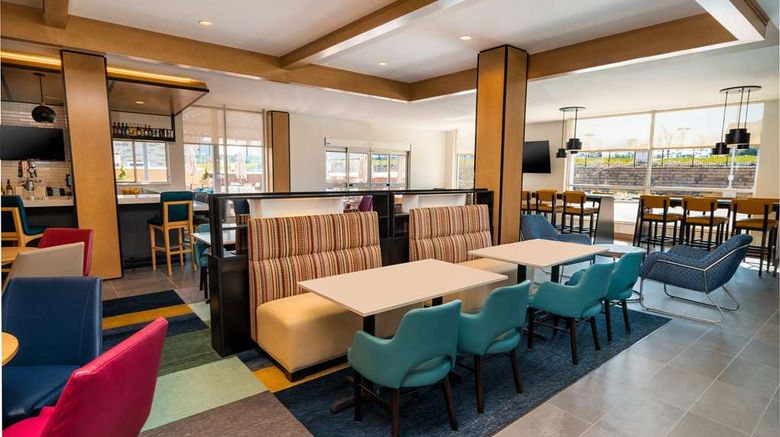 <b>Hyatt House Nashville-Cool Springs Lobby</b>. Images powered by <a href="https://iceportal.shijigroup.com/" title="IcePortal" target="_blank">IcePortal</a>.
